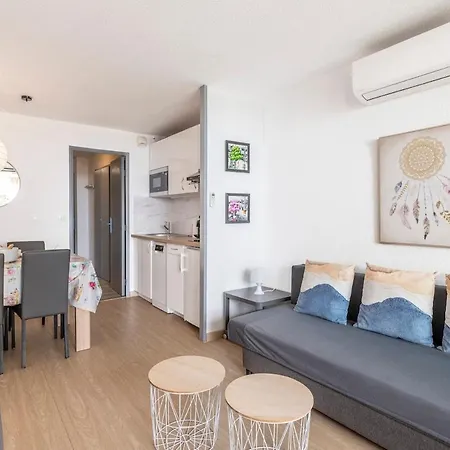 Family Sea View With Pools Near Shops And Beaches דירה *