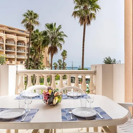 Family Sea View With Pools Near Shops And Beaches דירה